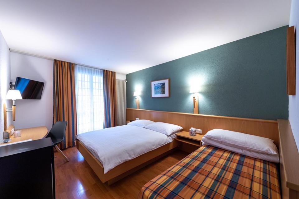 Les Negociants Hotel Vevey Exterior photo